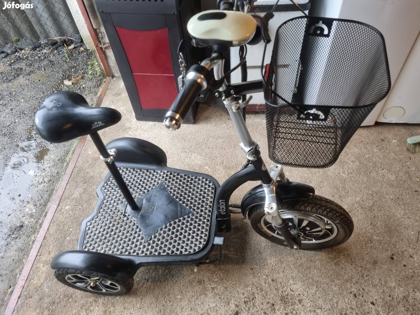 Elektromos háromkerekű roller eladó