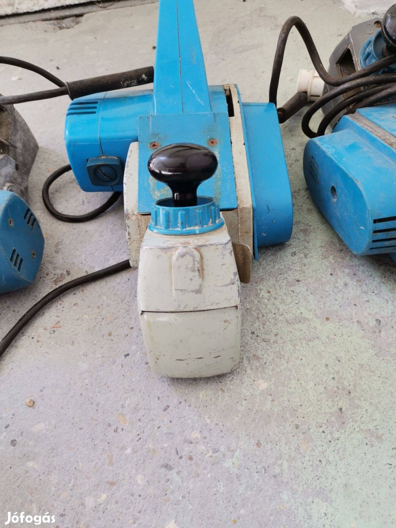 Elektromos ipari gyalu. Csere Épitőipari kötél felvonó csigára
