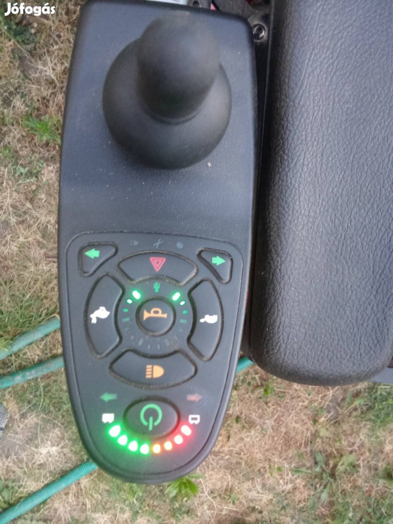 Elektromos kerekesszék 
