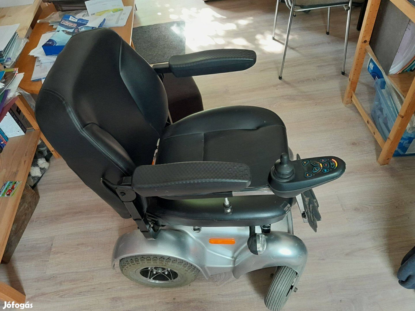 Elektromos kerekesszék joystik irányítású