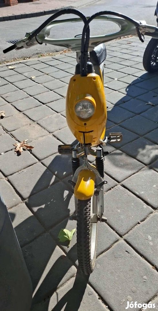 Elektromos kerékpár.
