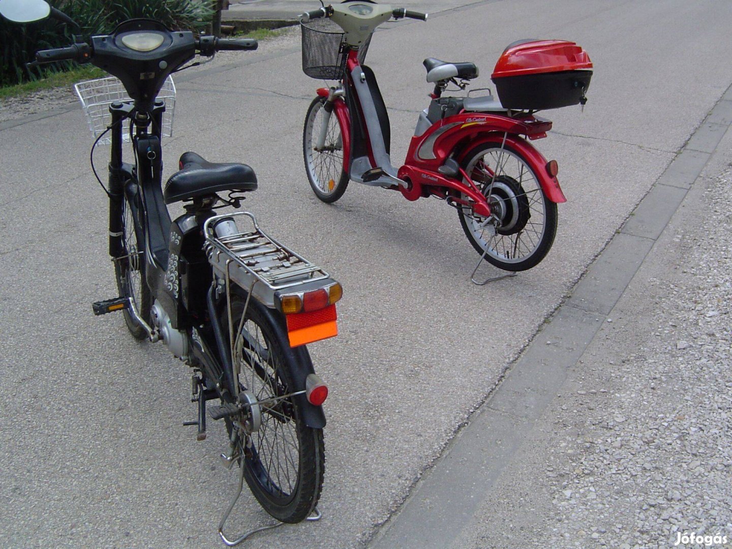 Elektromos kerékpár eladó