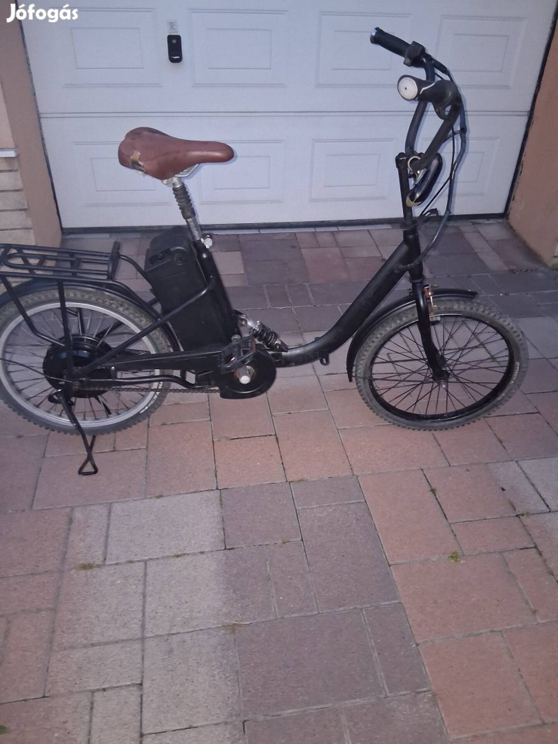 Elektromos kerékpár eladó.