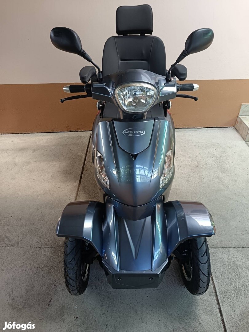 Elektromos moped 