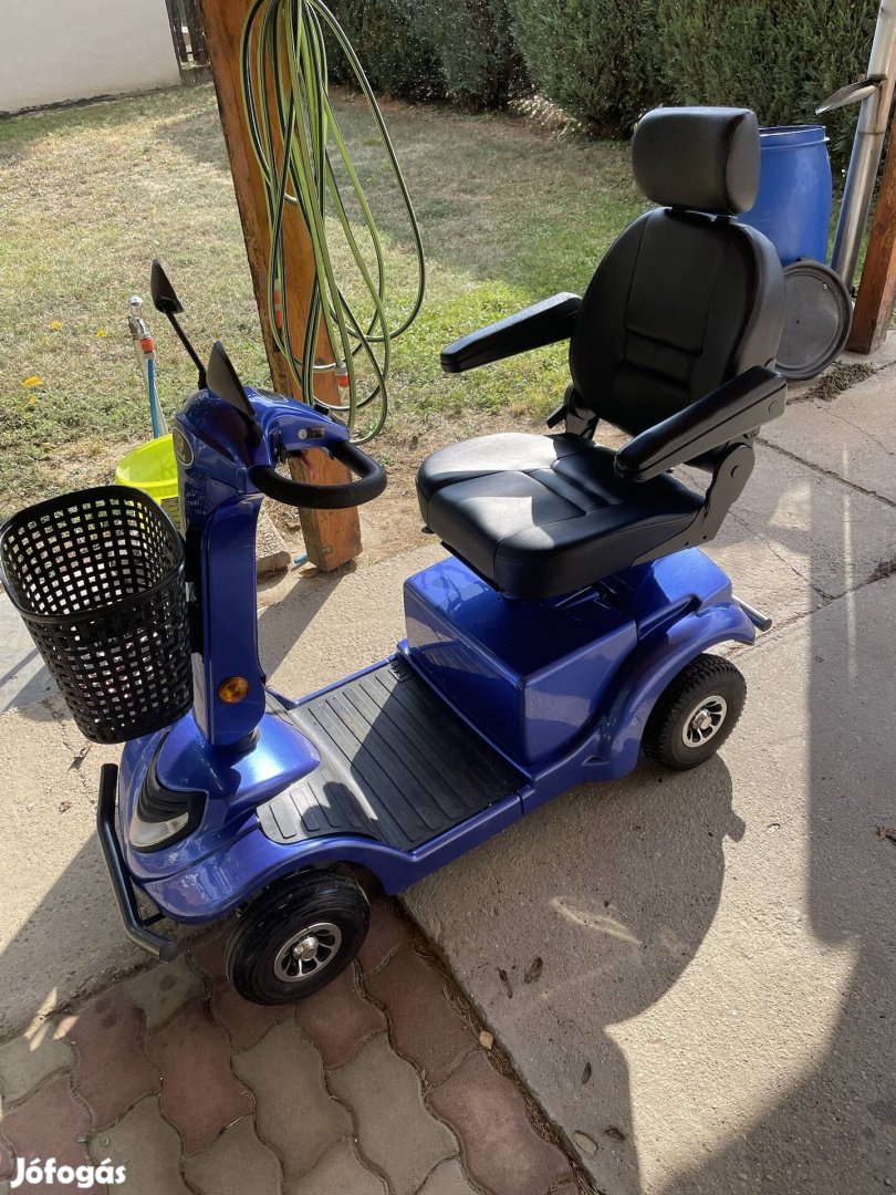 Elektromos moped, rokkant kocsi