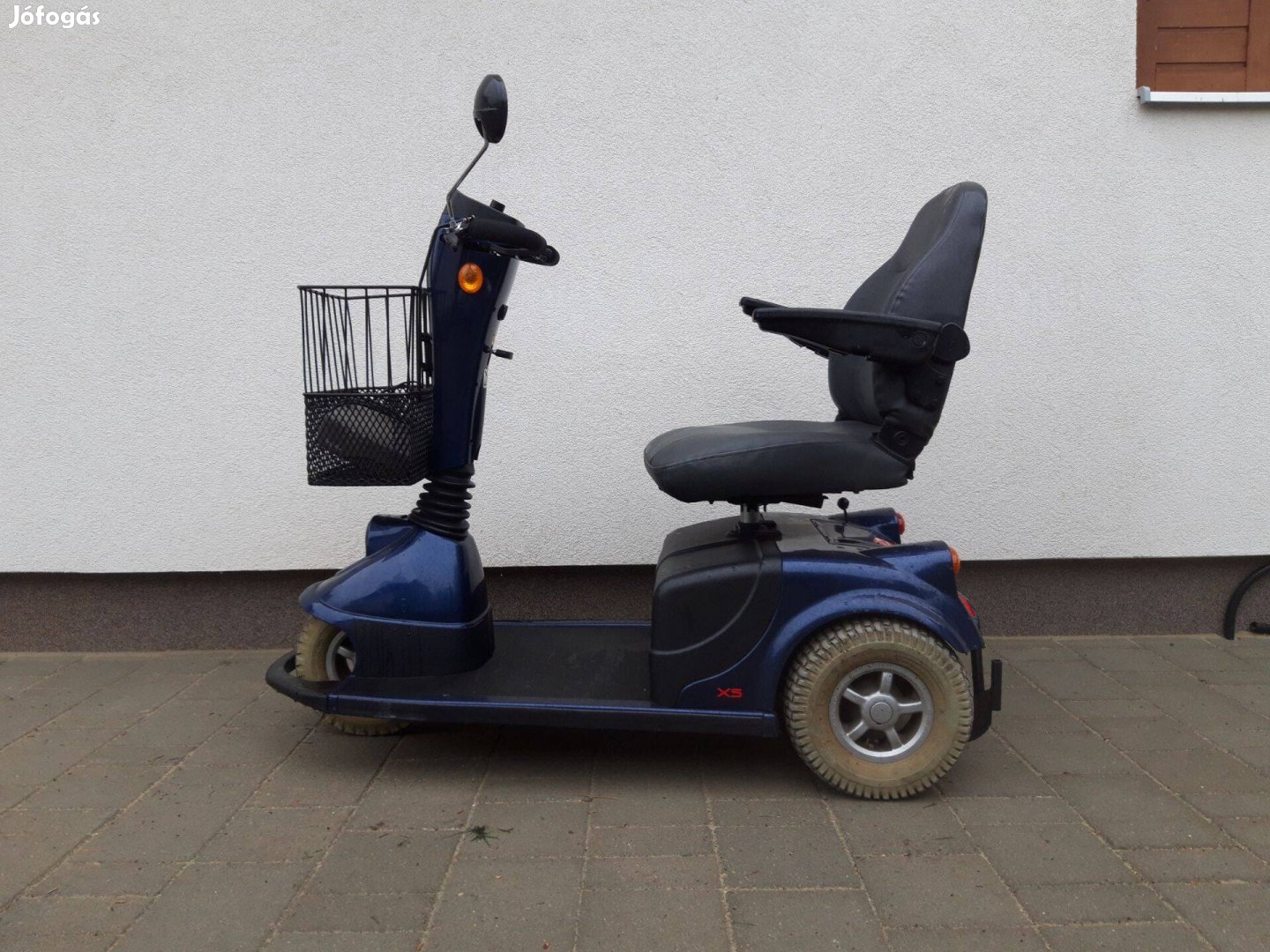 Elektromos moped rokkantkocsi szállítás és garancia