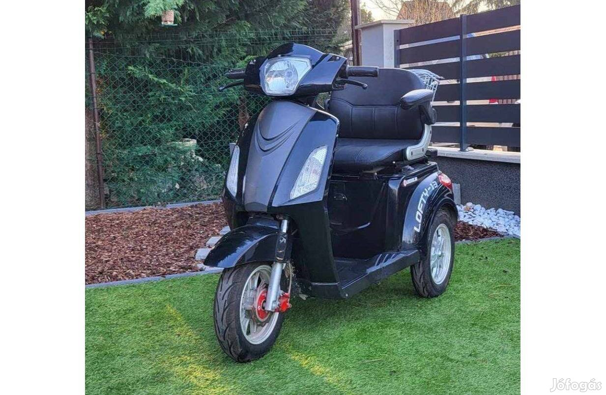 Elektromos moped tricikli trike rokkantkocsi robogó háromkerekű