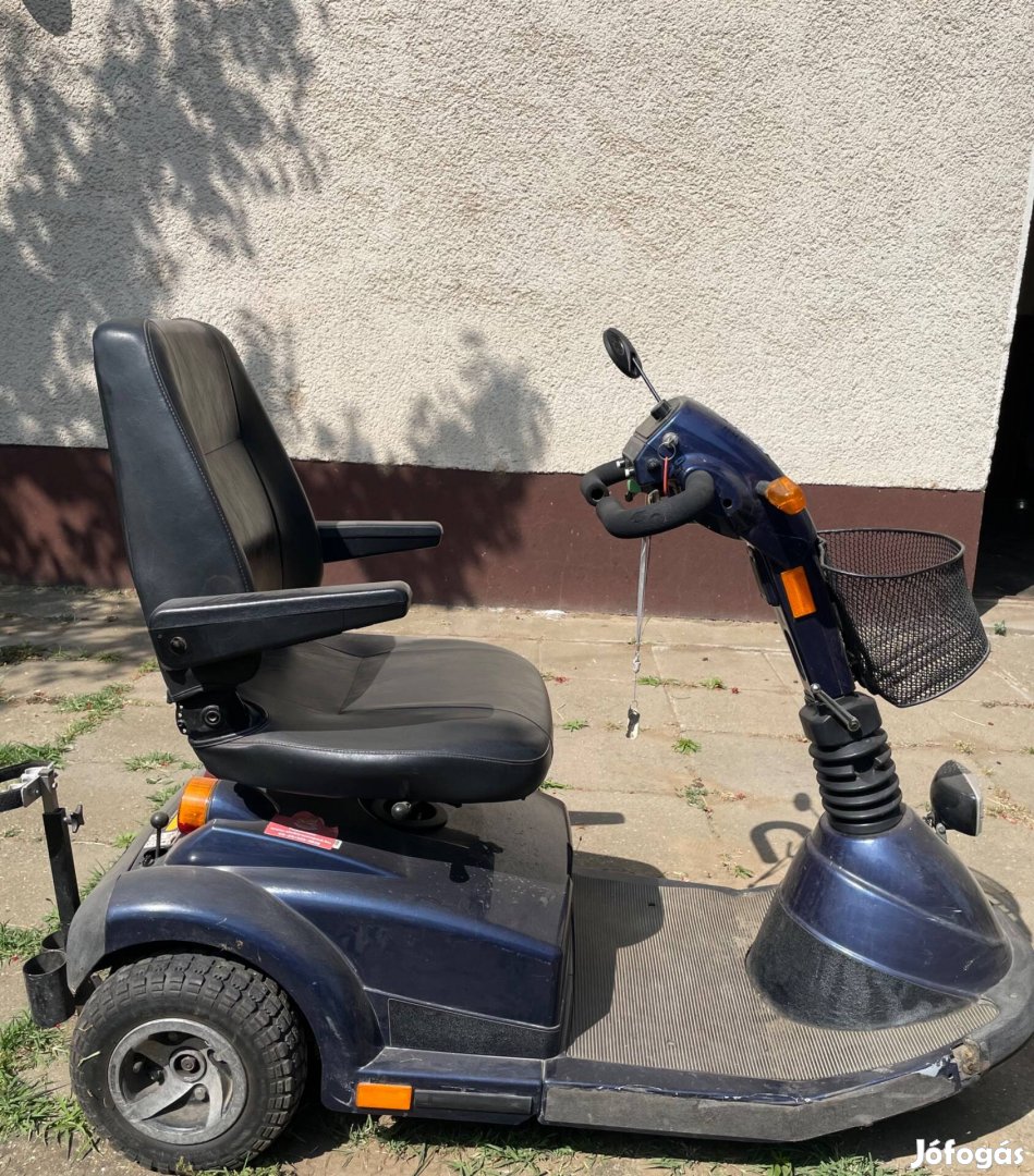 Elektromos mozgássérült moped