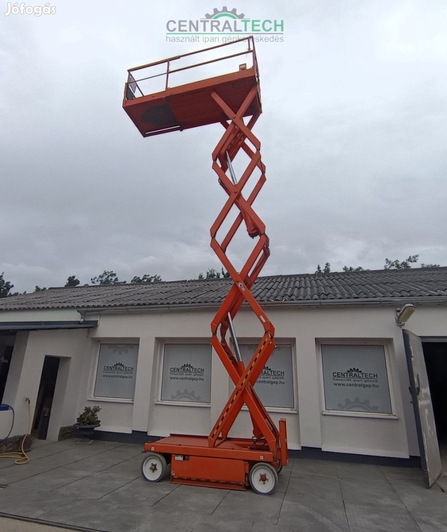Elektromos ollós emelő 9,9m SKYJACK SJ-III 4626 személyemelő Skyjack