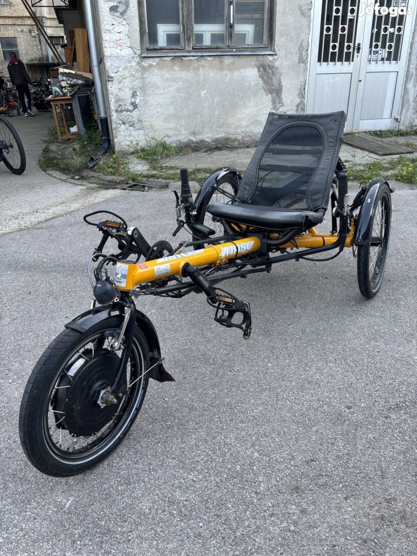Elektromos rásegítésű fekvőtricikli