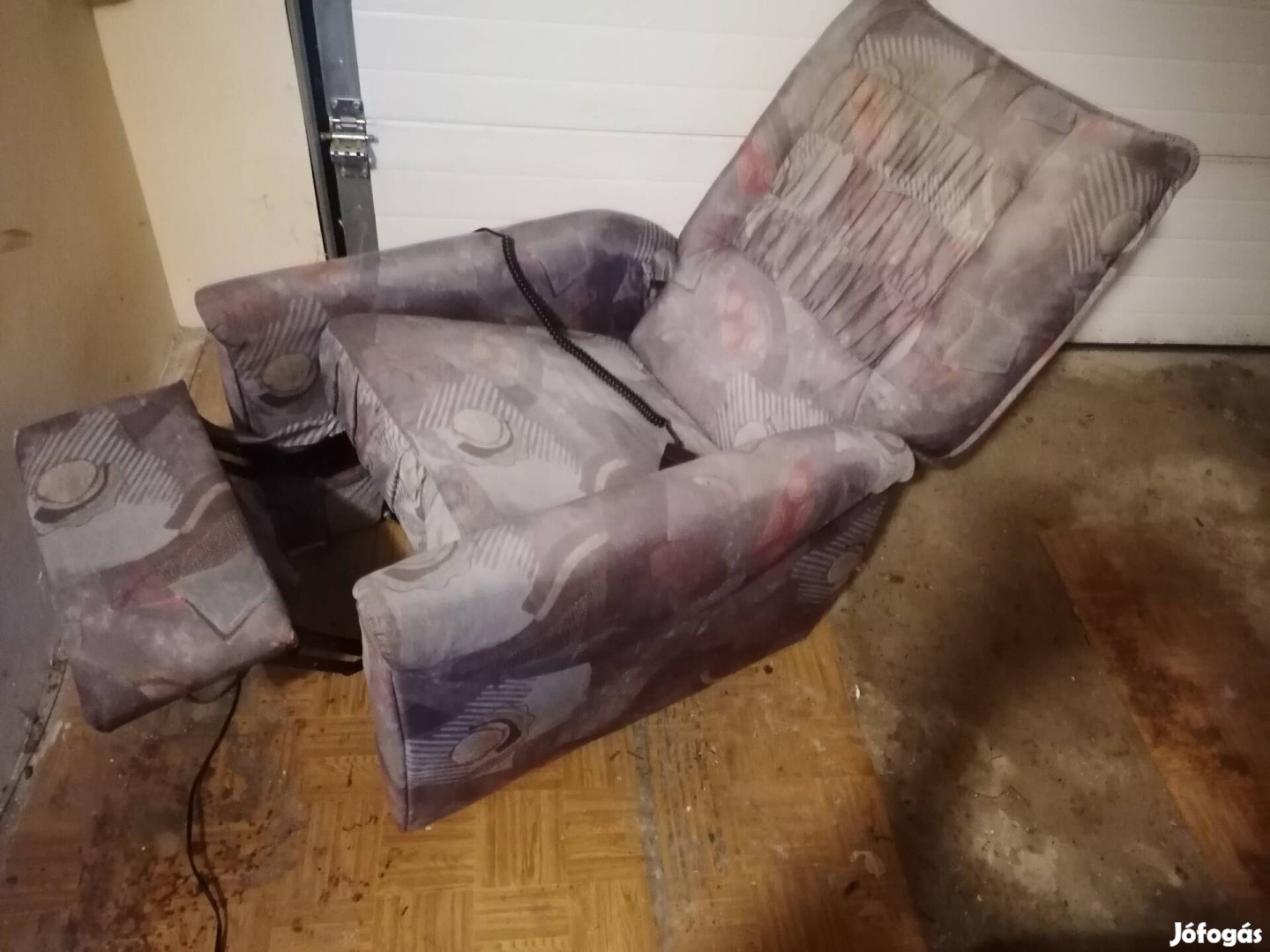 Elektromos relaxfotel eladó