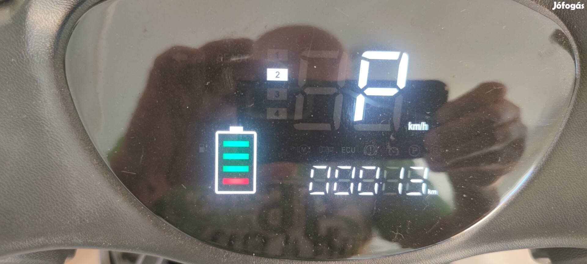 Elektromos robogó 