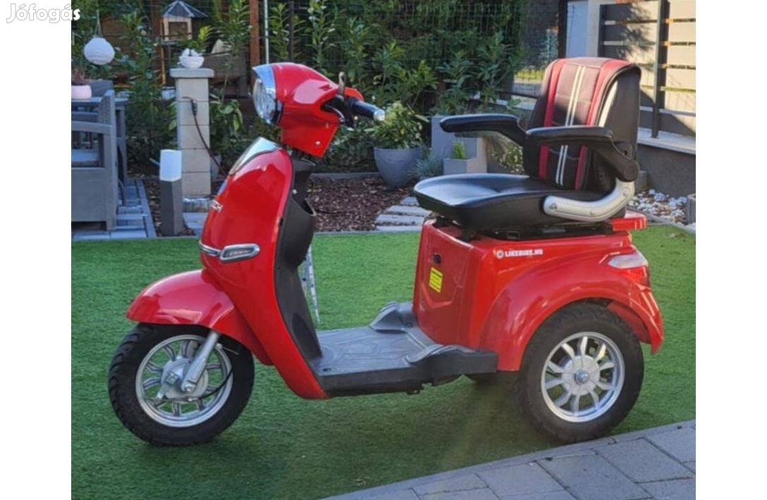 Elektromos robogó tricikli moped rokkantkocsi háromkerekű