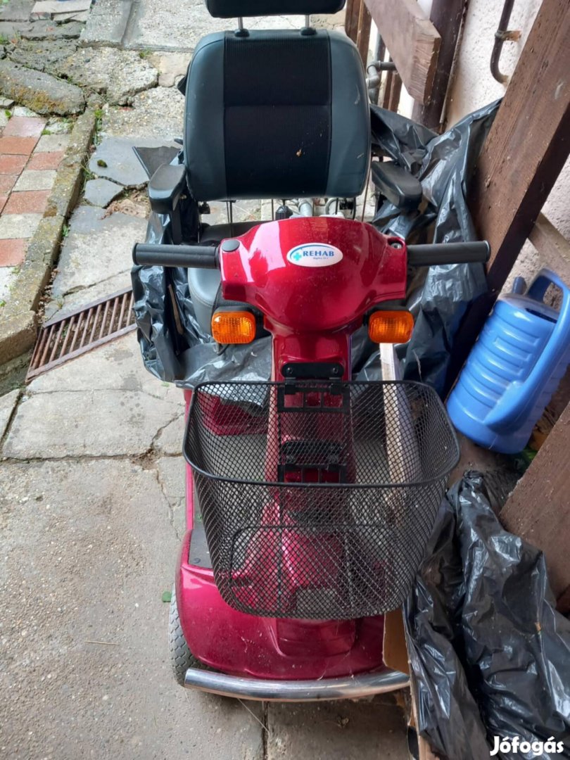 Elektromos rokkant kocsi eladó 