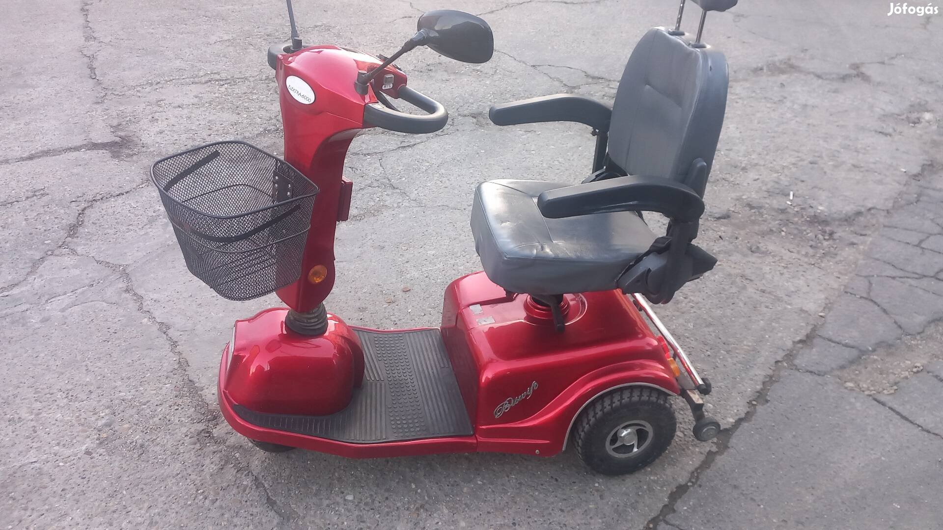 Elektromos rokkant kocsi moped 