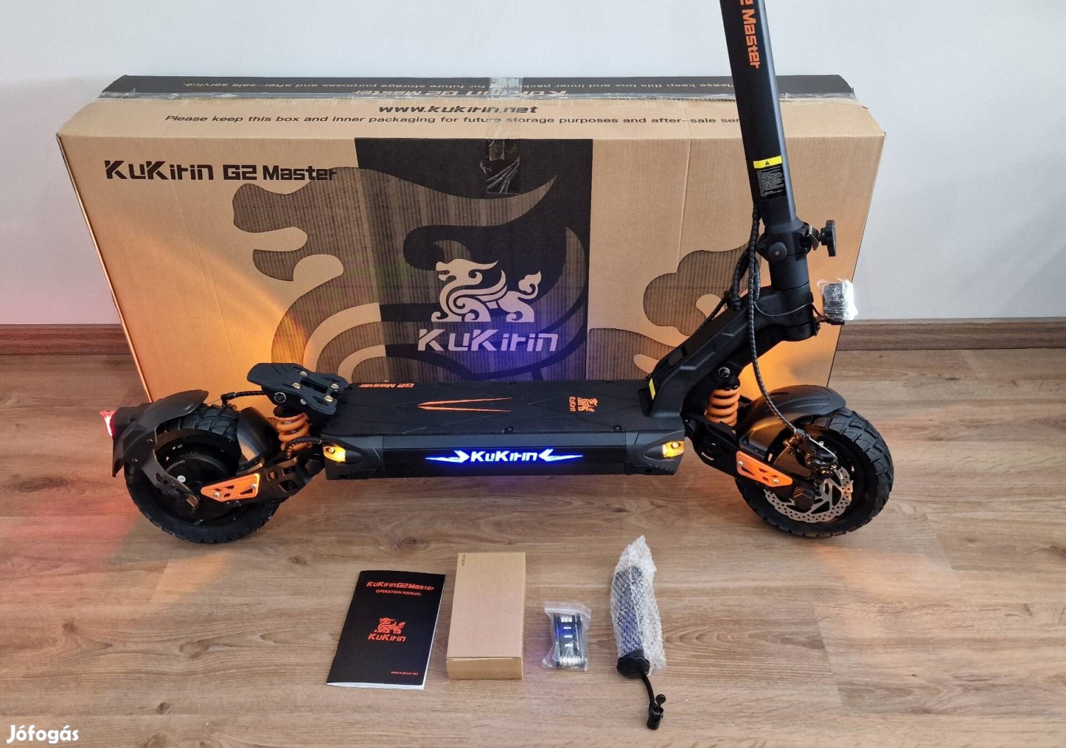 Elektromos roller Kukirin G2 Master 2000 W! Új .