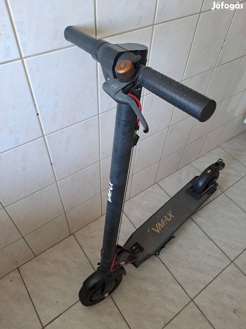 Elektromos roller 