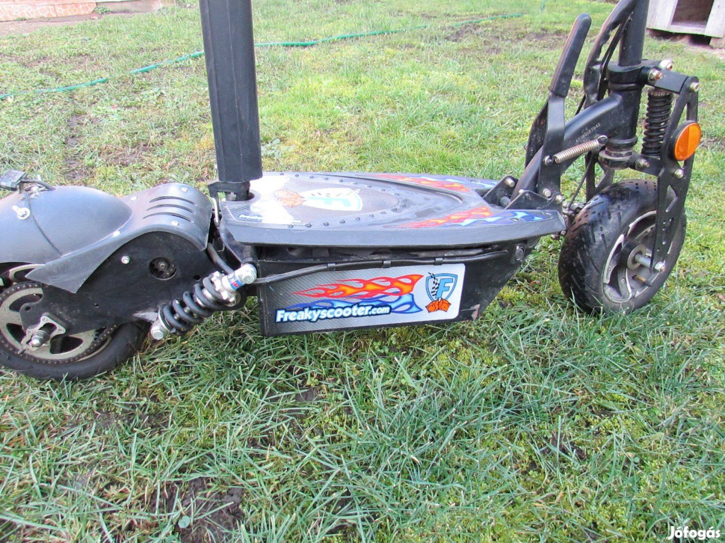 Elektromos roller. Használt kéziszerszámok