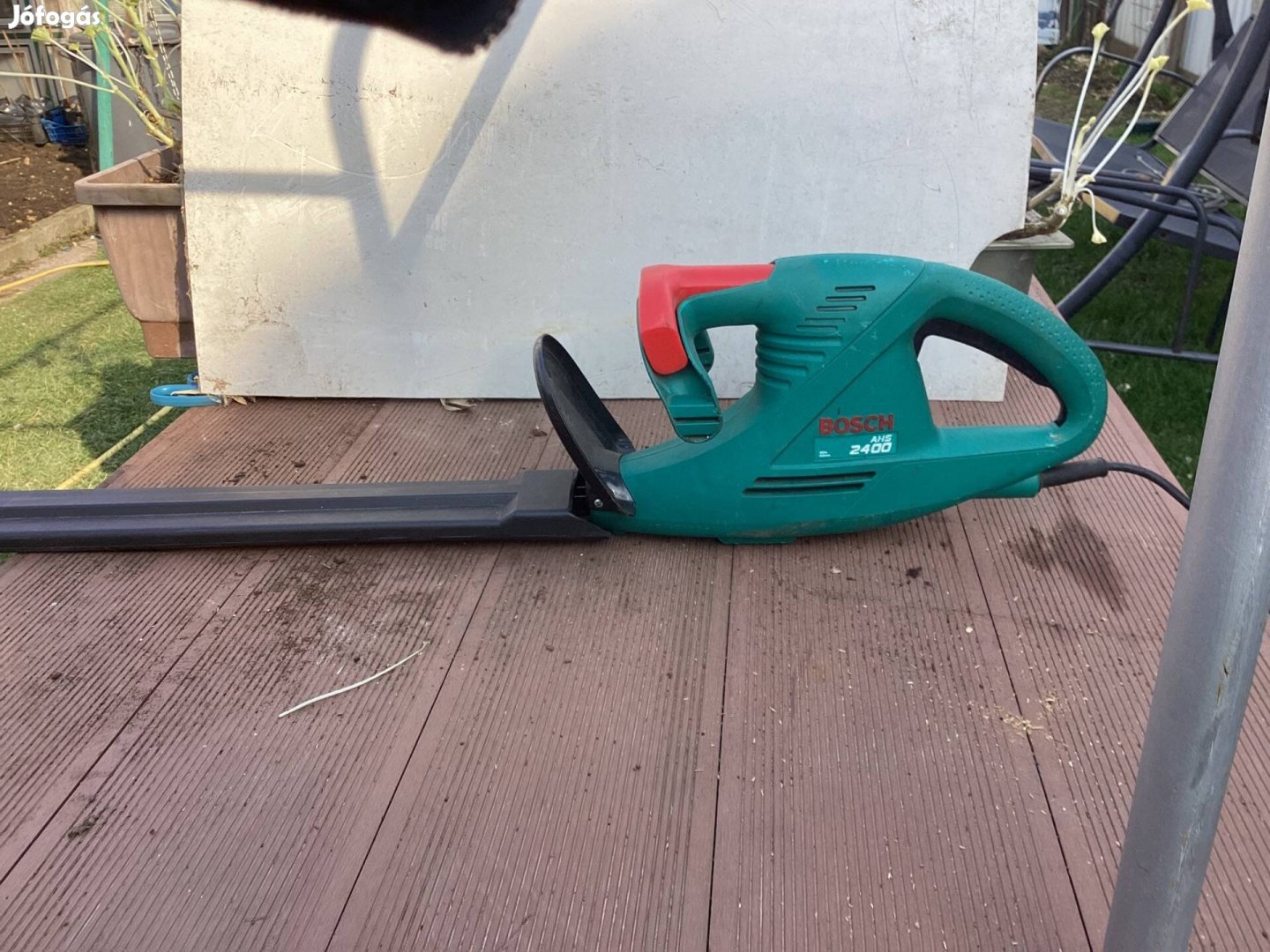 Elektromos sövény nyíró