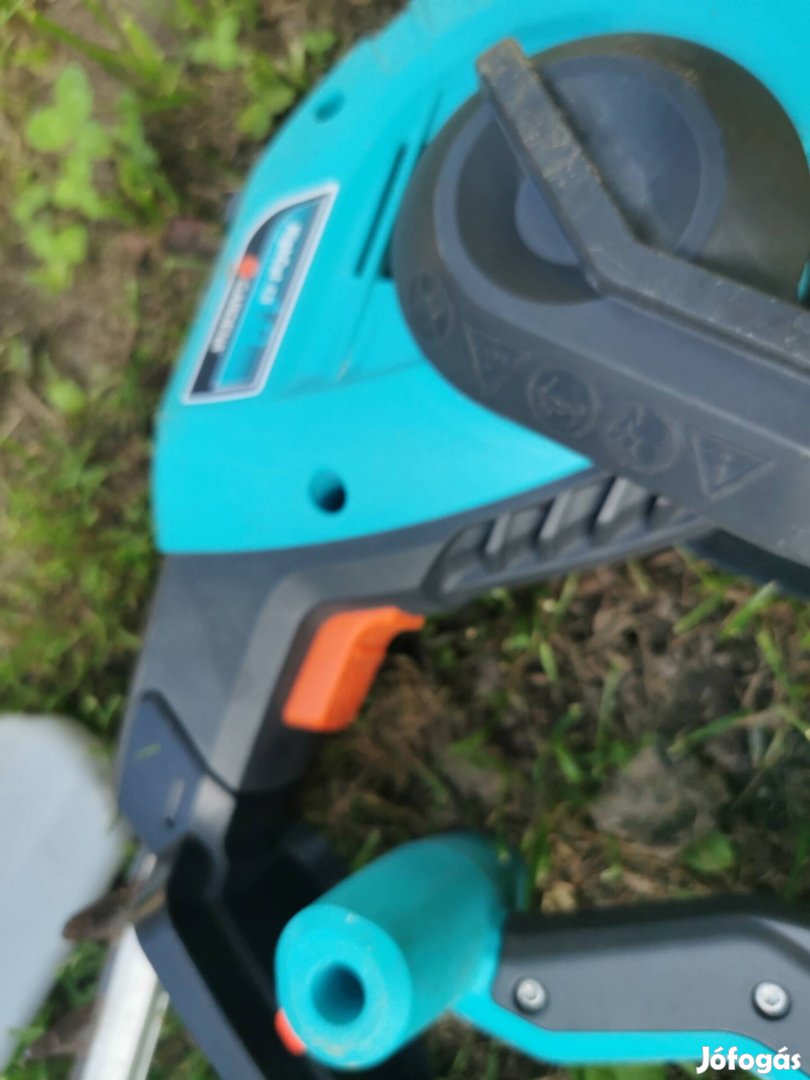 Elektromos szöveg nyíro 