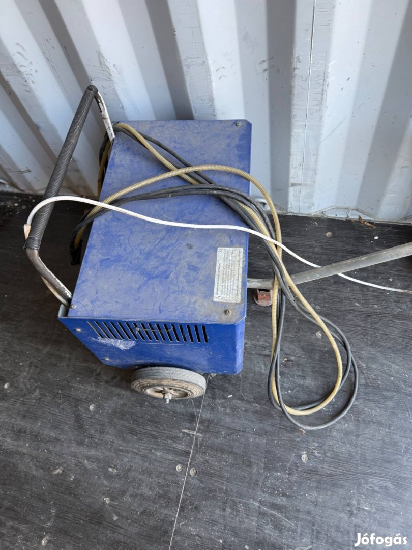 Elektromos targoncatöltő gurulókocsival Intronic SE 24 V 60 A