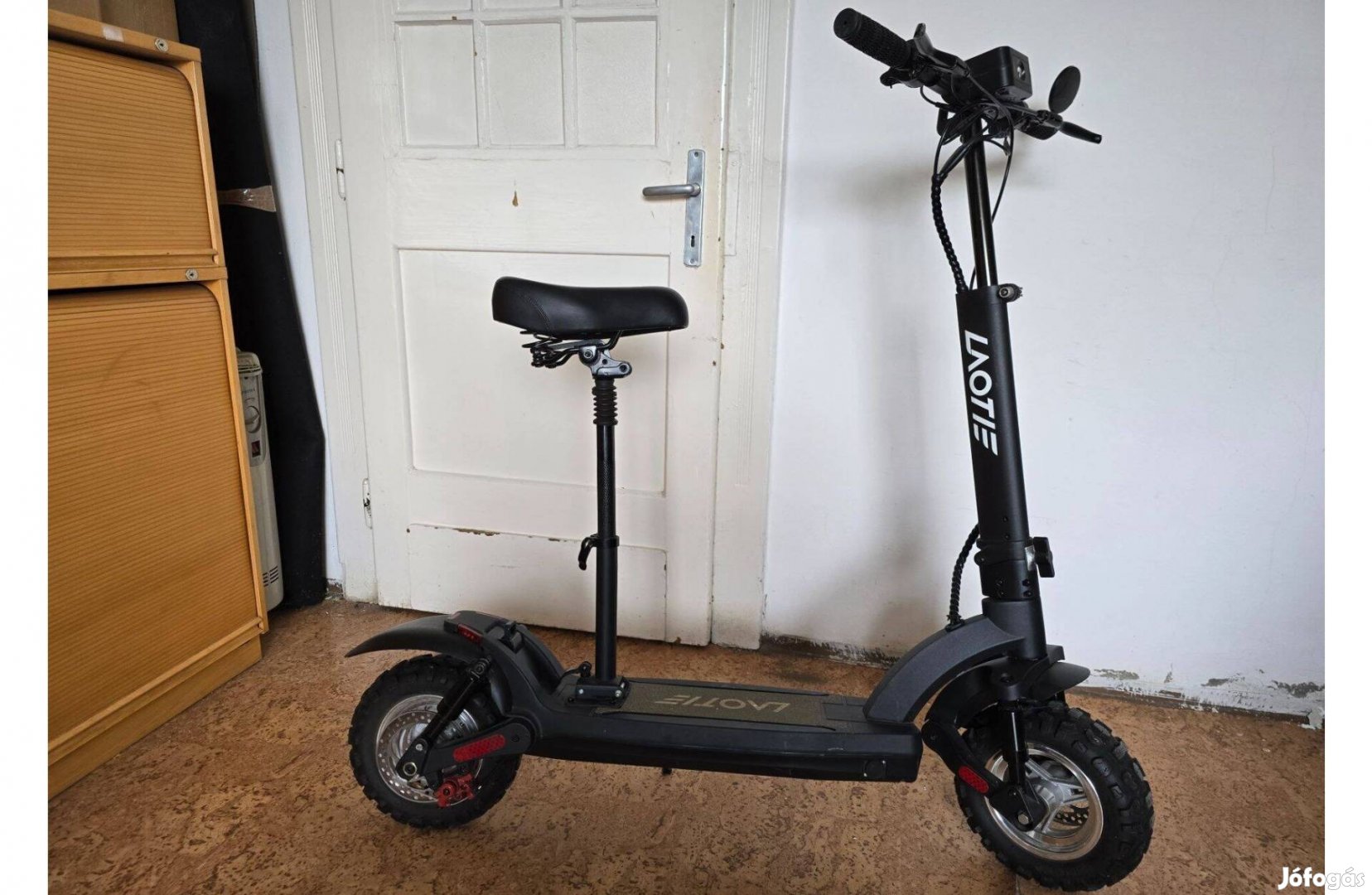 Elektromos terep roller Laotie Es8
