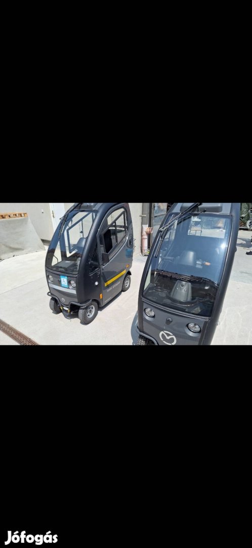 Elektromos zárt kabinos moped