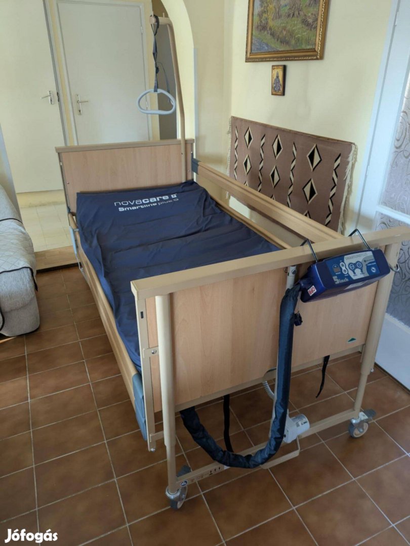 Elektromosan mozgatható Betegápolási ágy+ felvekvés elleni matrac