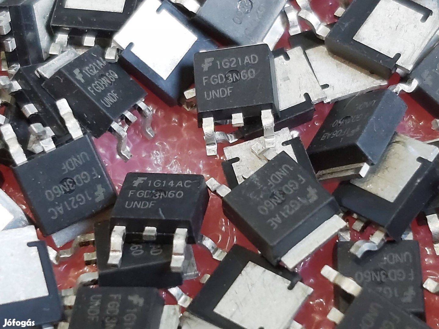 Elektronikai alkatrész IGBT 3A 600V FGD3N60Undf 12db