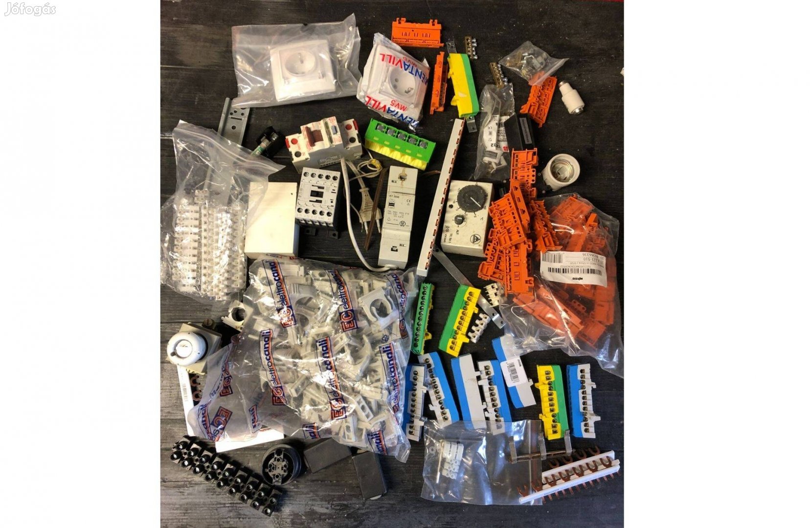 Elektronikai alkatrészek