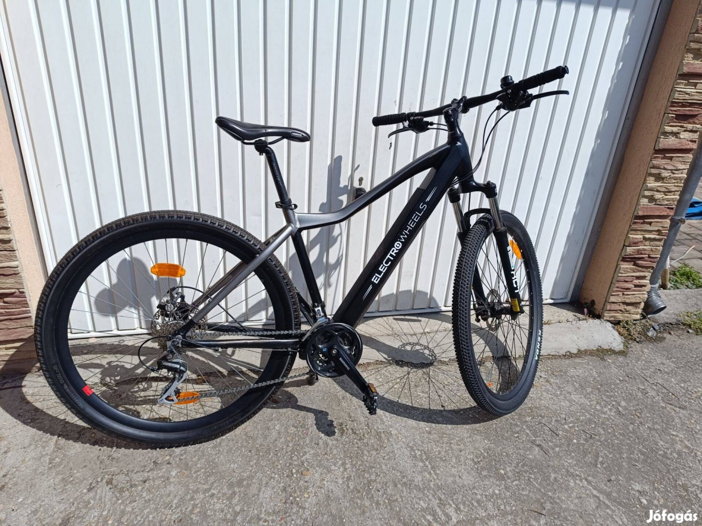 Elektrowheels újszerű férfi aluvázas 29"-os tárcsafékes kerékpár eladó