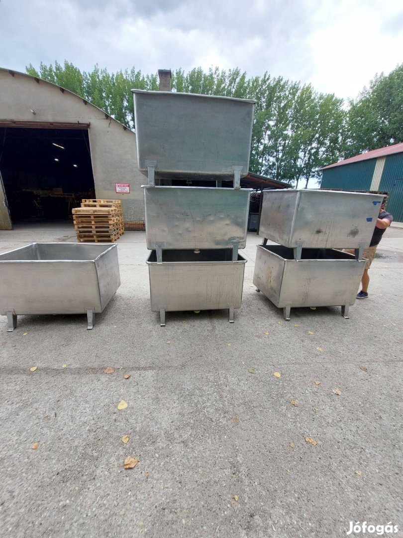 Élelmiszeripari tároló kád eladó