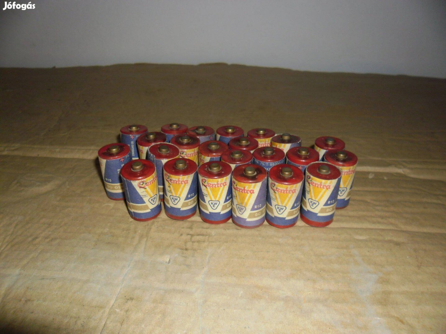 Elem Centra R10 1,5V