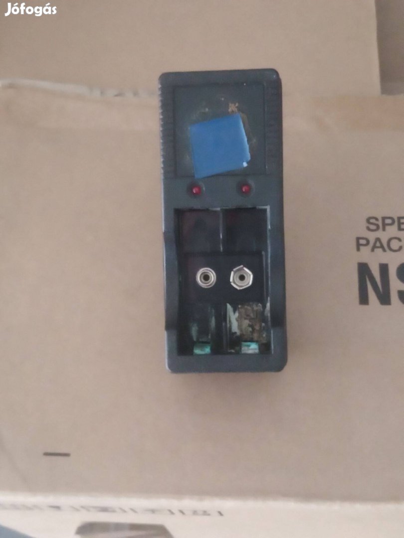 Elem akkumulátor töltő 4x AA 9v 2000ft óbuda Tölthető Elemek
