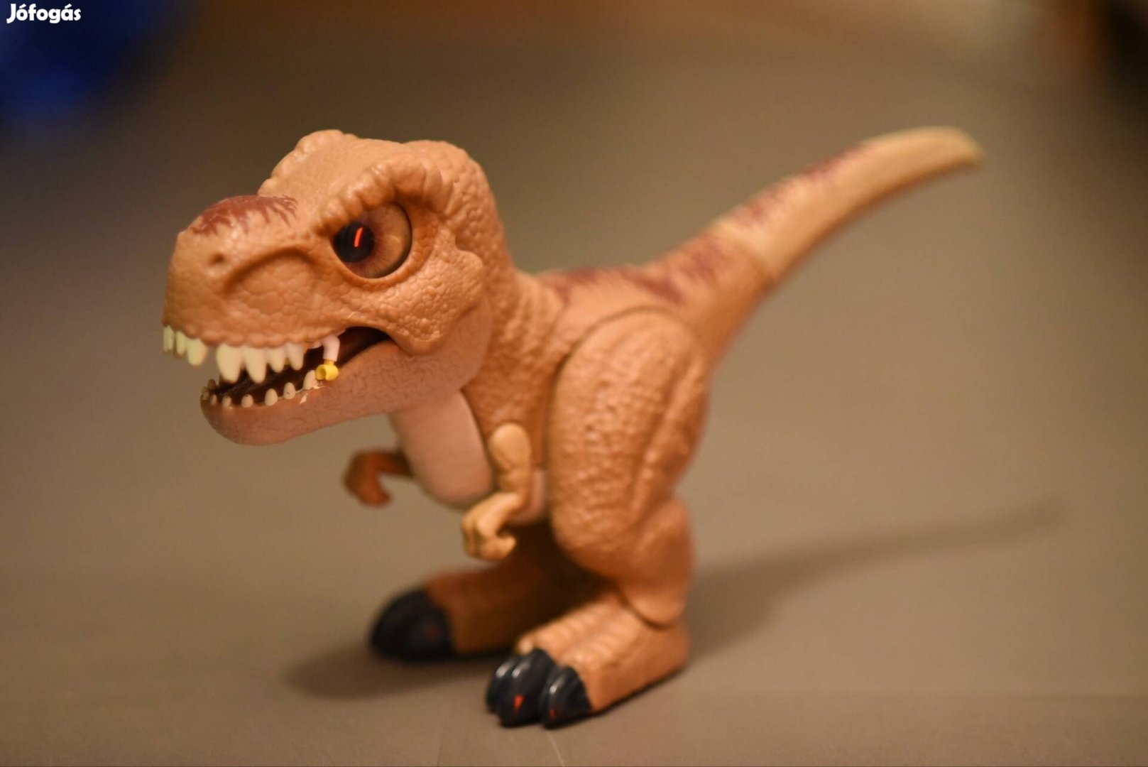 Elemes T-rex
