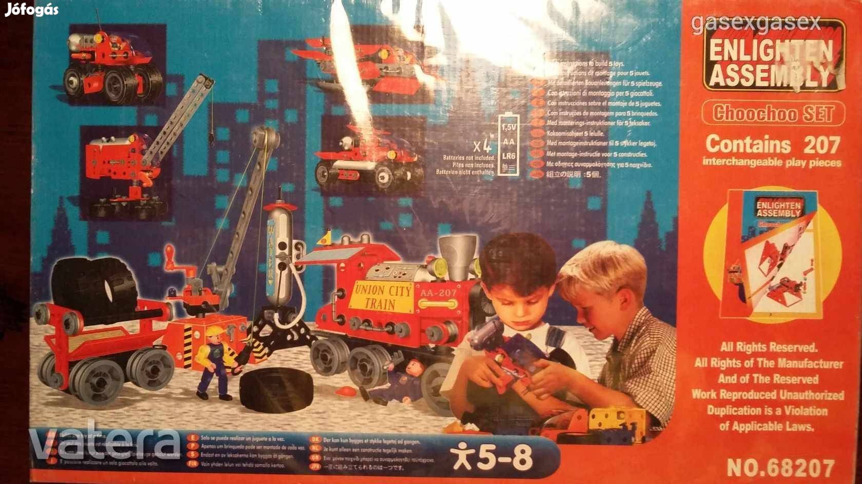 Elemes vonatépítő LEGO-szerű játék