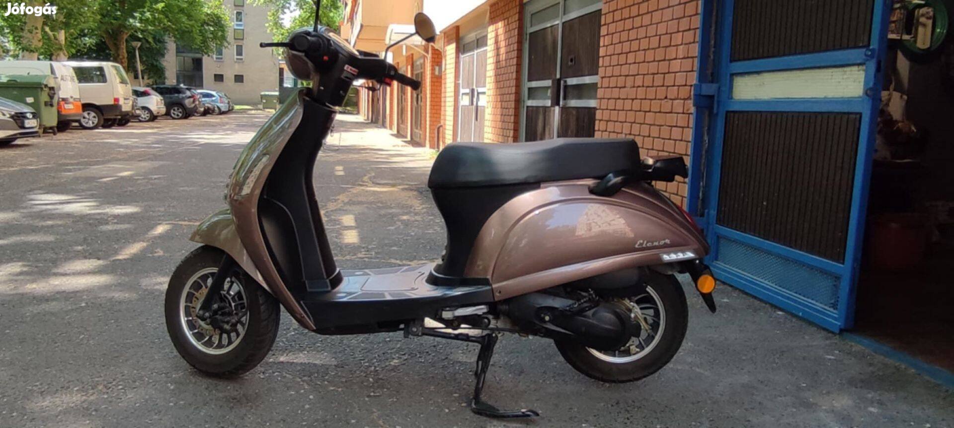 Elenor 50 cc robogó eladó