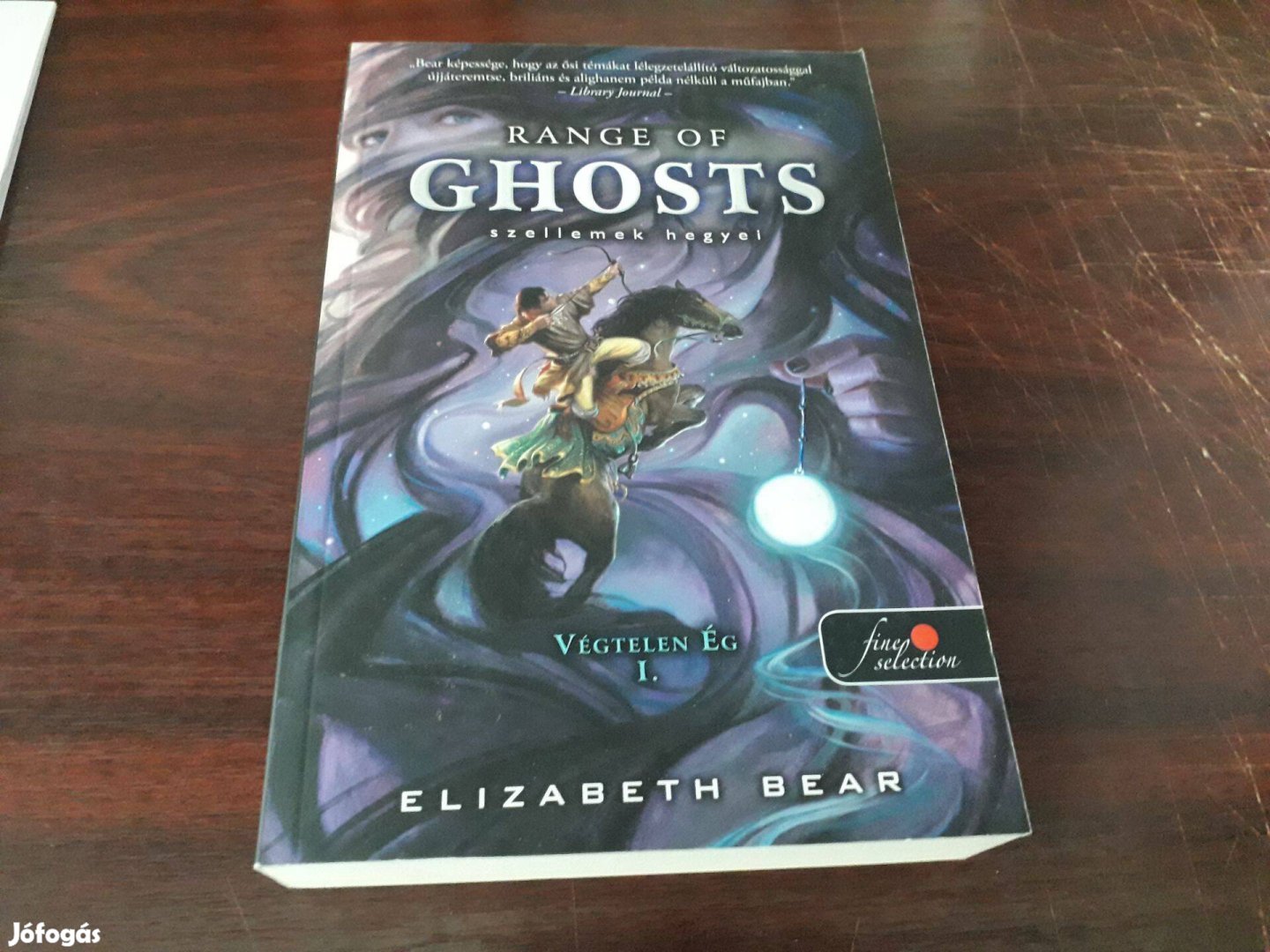 Elizabeth Bear - Szellemek hegyei - Ghosts