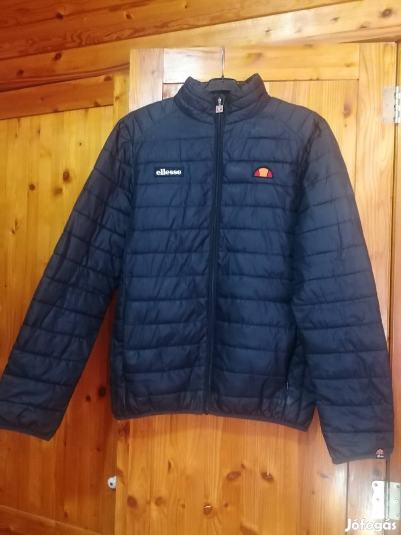 Ellesse M-es méretű vékony kabát 