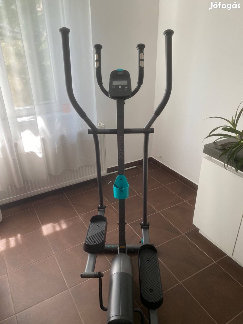Elliptikus tréner Domyos 120