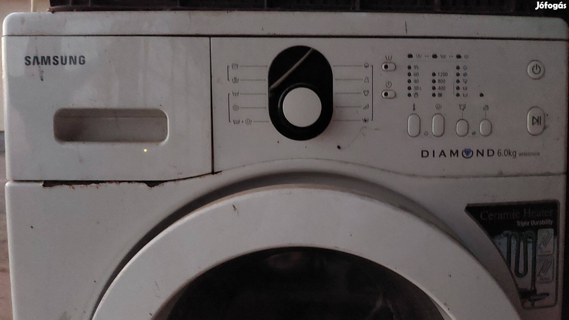 Elöltöltős mosógép