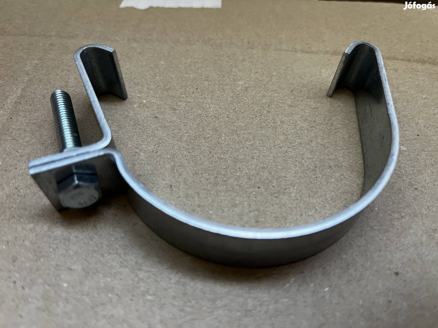 Előszerelt oszlop bilincs Metz