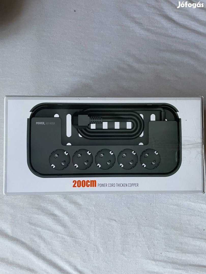 Elosztó kábeltároló dobozzal, + 3 db USB port