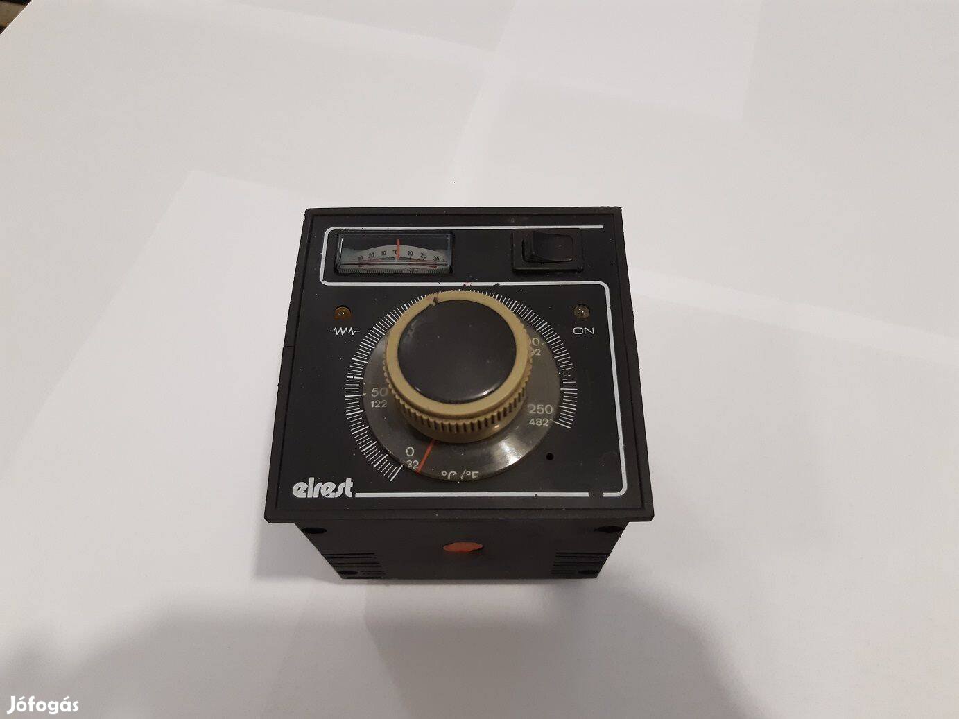 Elrest hőmérséklet vezérlő termosztát 220