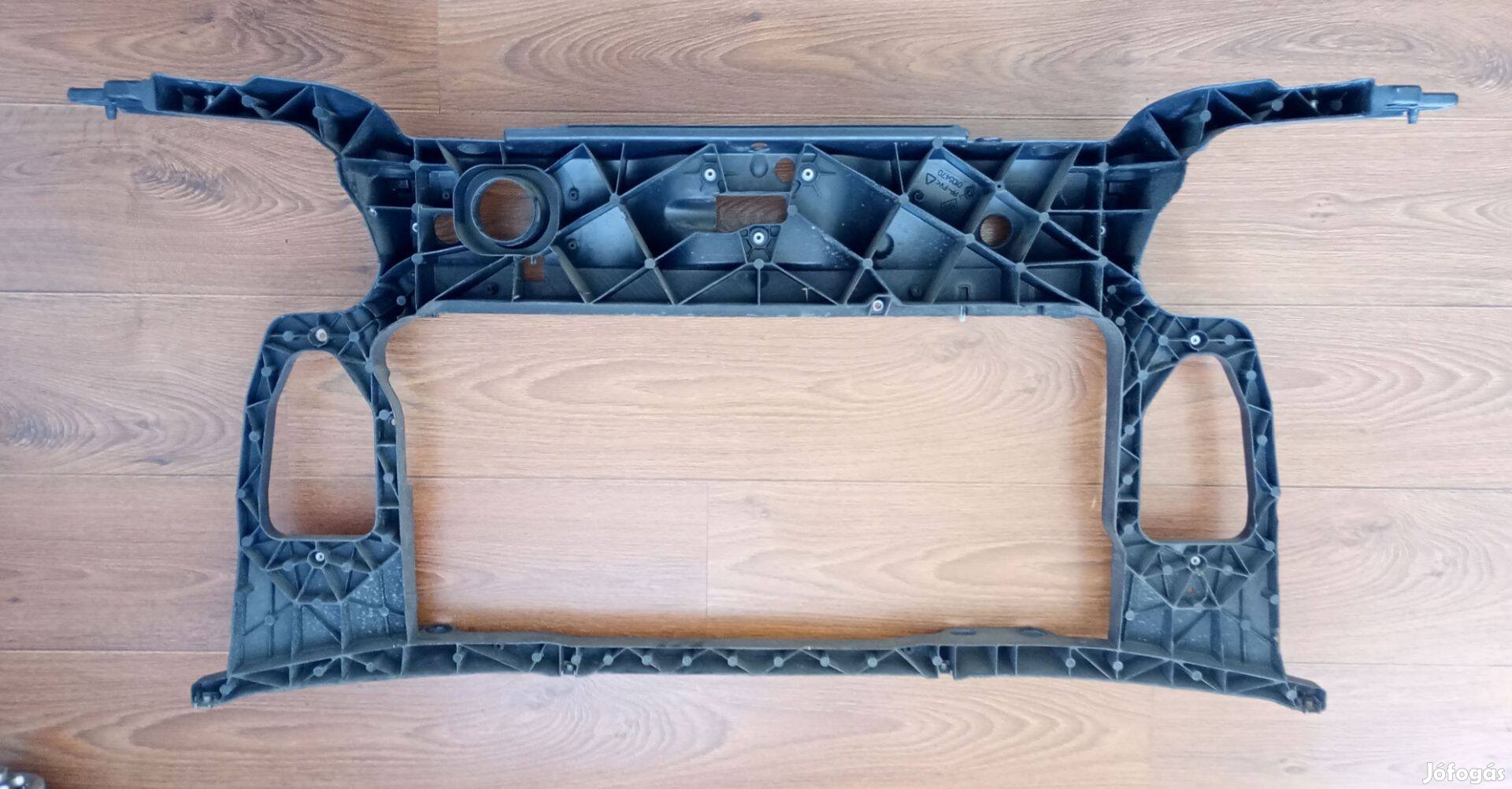 Első burkolat, homlokfal Fiat Panda 169, Fiat Panda II, ISAM 0105470