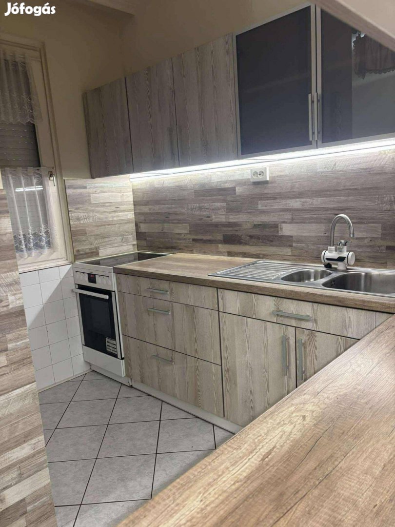 Első emeleti lakás garázsvásárlási lehetőséggel