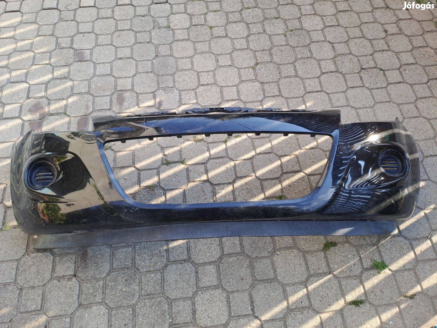 Első lőkháritó
