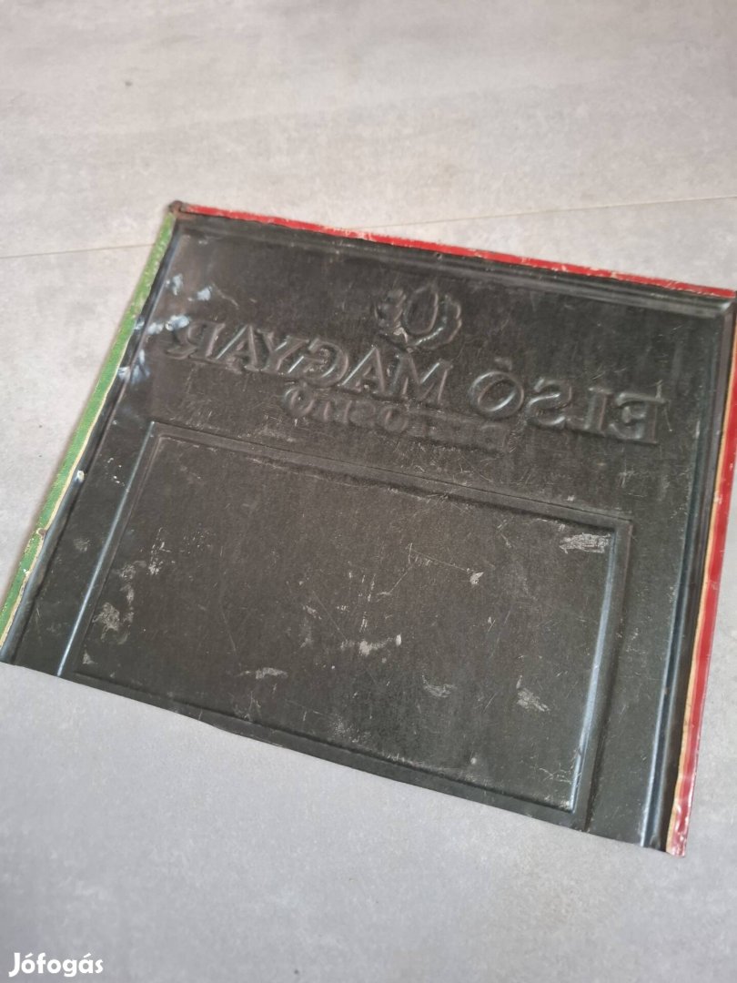 Elsö magyar Biztosító tábla