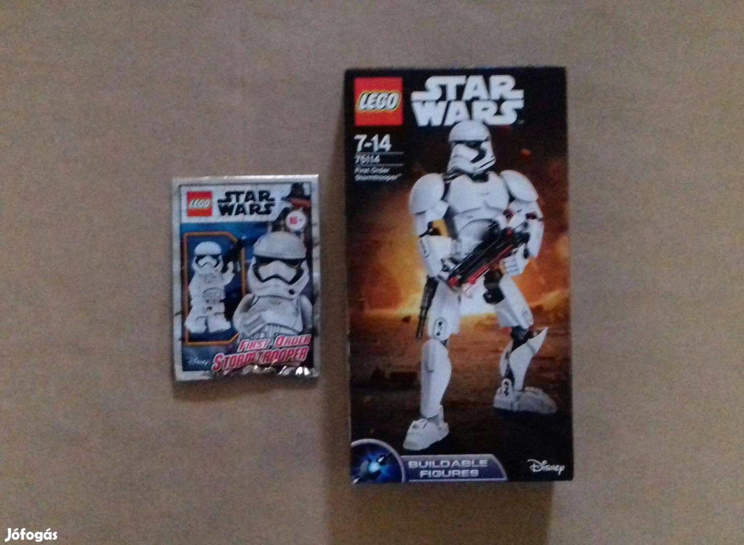 Első rendi rohamosztagos: új Star Wars LEGO 75114 + minifigura Fox.árb