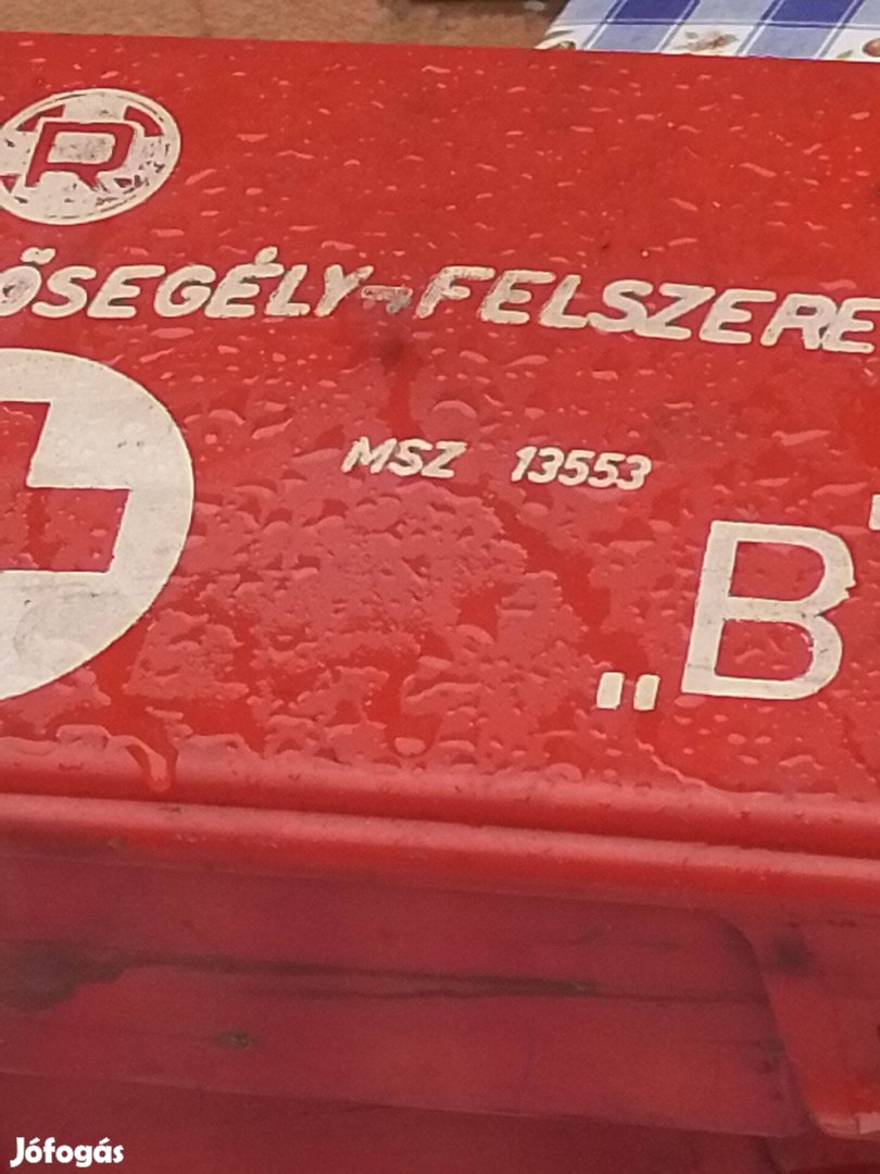 Elsősegély doboz